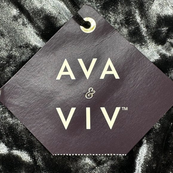 Ava And Viv Women's Size 2X Top Casual Velvet Cropped Black New With Tags - Picture 3 of 13